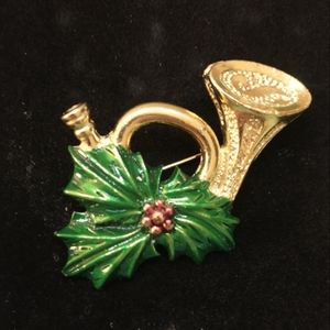 Vintage Gerry's Christmas Pin